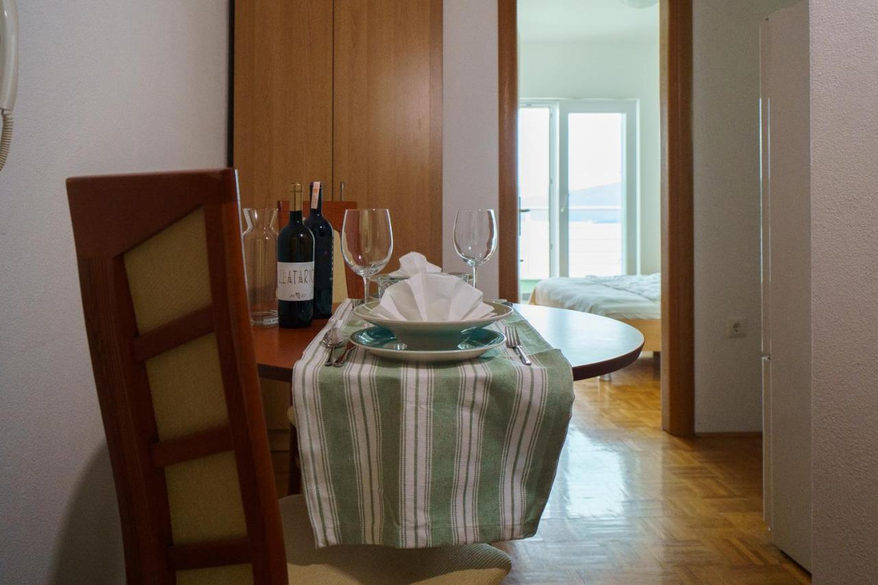 Apartment “Bel Ponte” Komarna Eksteriør billede