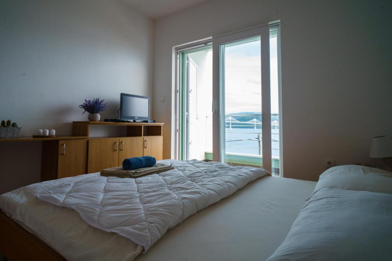 Apartment “Bel Ponte” Komarna Eksteriør billede